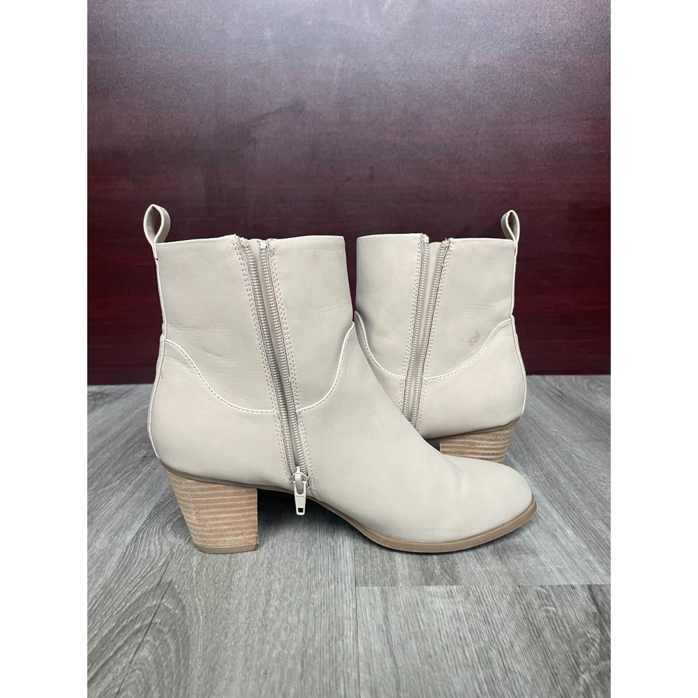 Dolce Vita Western Boots Tan Women size 8.5 Ankle Booties